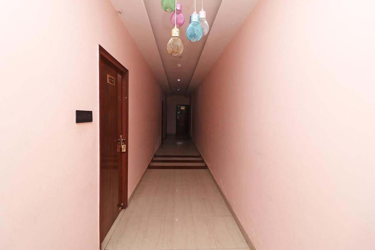 Oyo 62539 Hotel Shree Gopal Puri Exterior foto