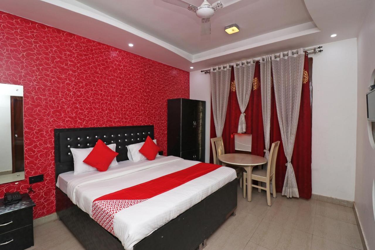 Oyo 62539 Hotel Shree Gopal Puri Exterior foto
